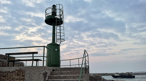 Green light - north dock (List of lighthouses, n. 3899)