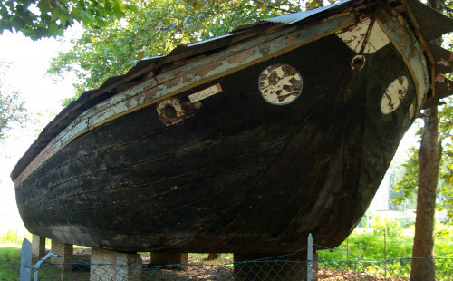 Traditional boat 